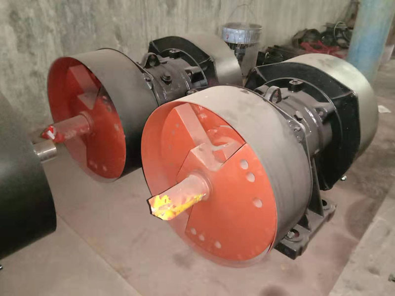 電機式激振器